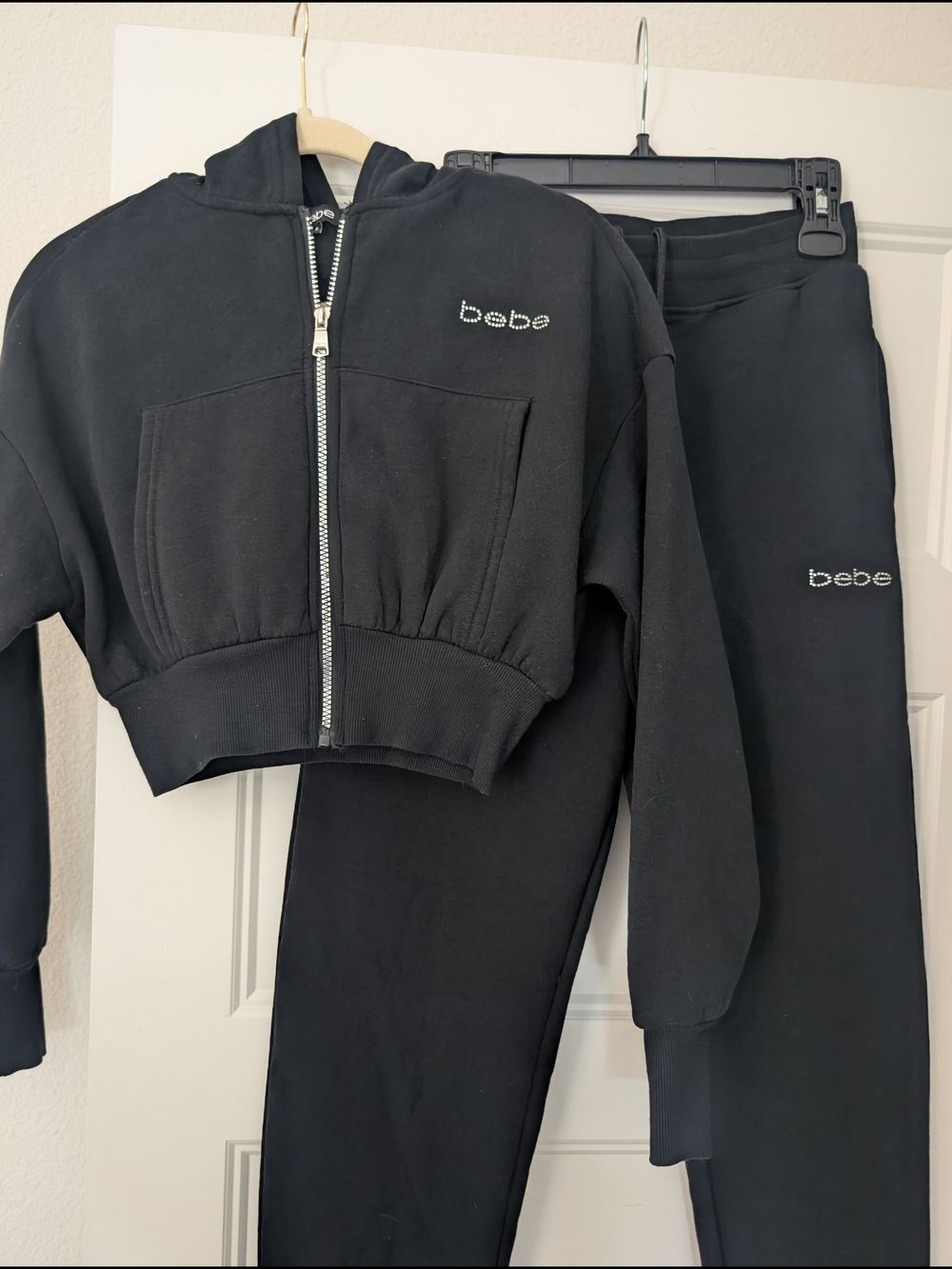 bebe Black Rhinestone Logo Cropped Zip Hoodie & Joggers Set Small